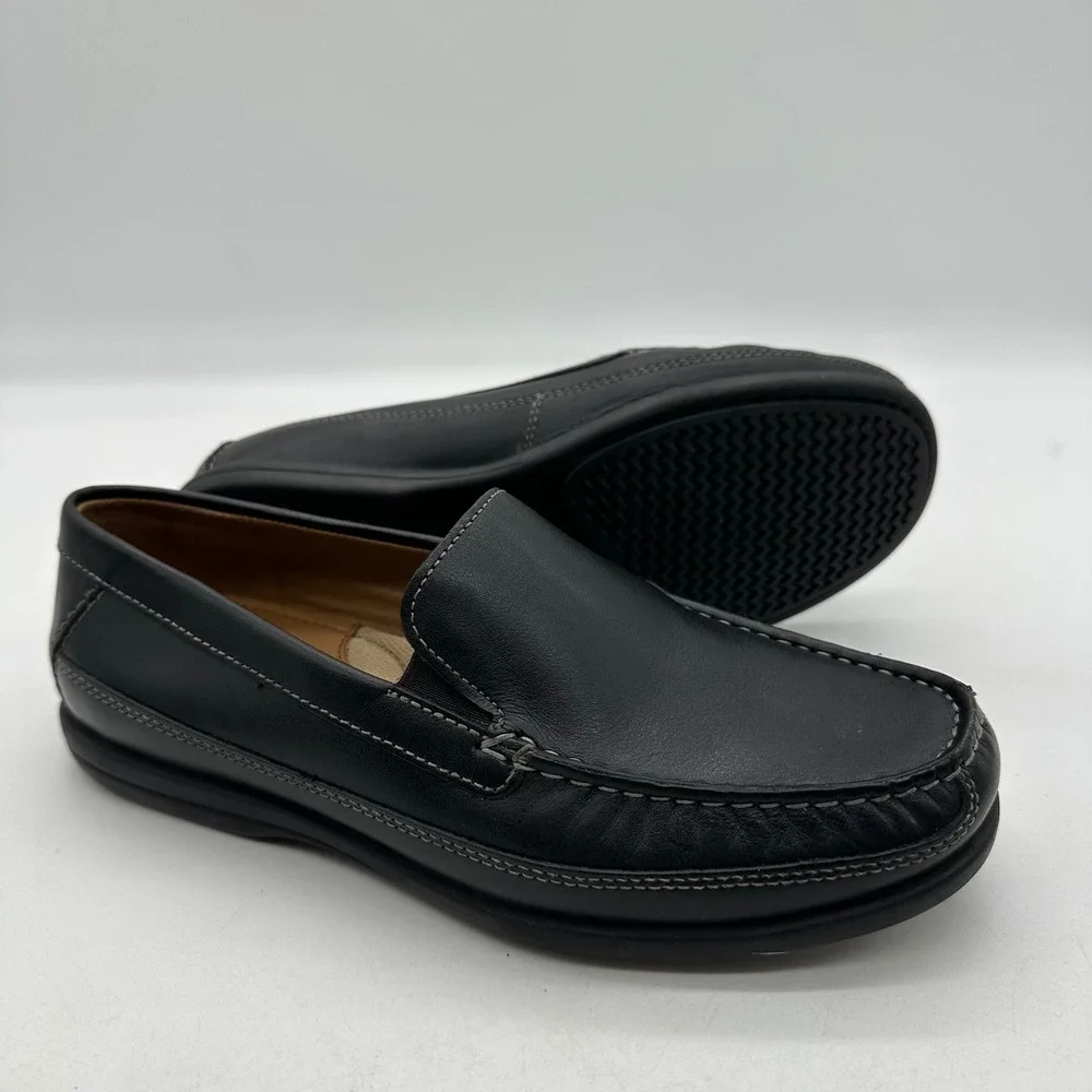 Johnston & Murphy 28-3981 Boys Size 4M Locklin Venetian Black Leather Loafers